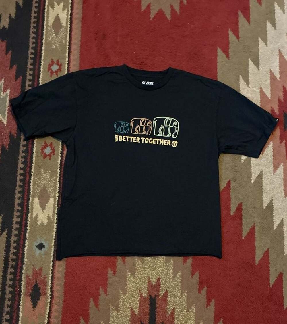 Vans Better Together T-Shirt Size Large Black Elephant Graphic